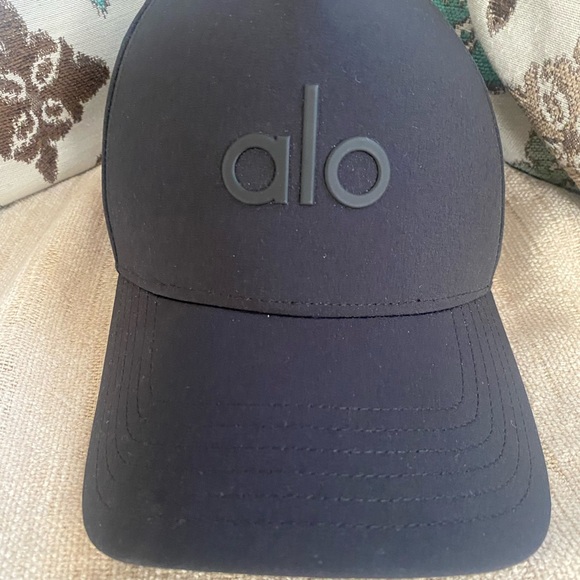 ALO Yoga Accessories - ALO Yoga Black Cap
